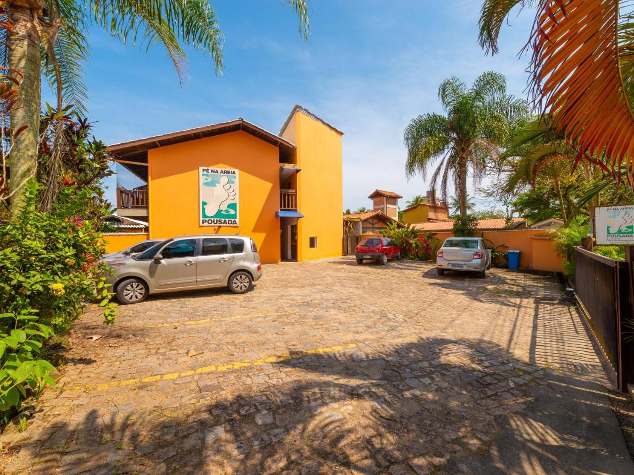 Pousada Pe Na Areia Caraguatatuba Exterior photo